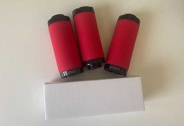 Compressed air filter
